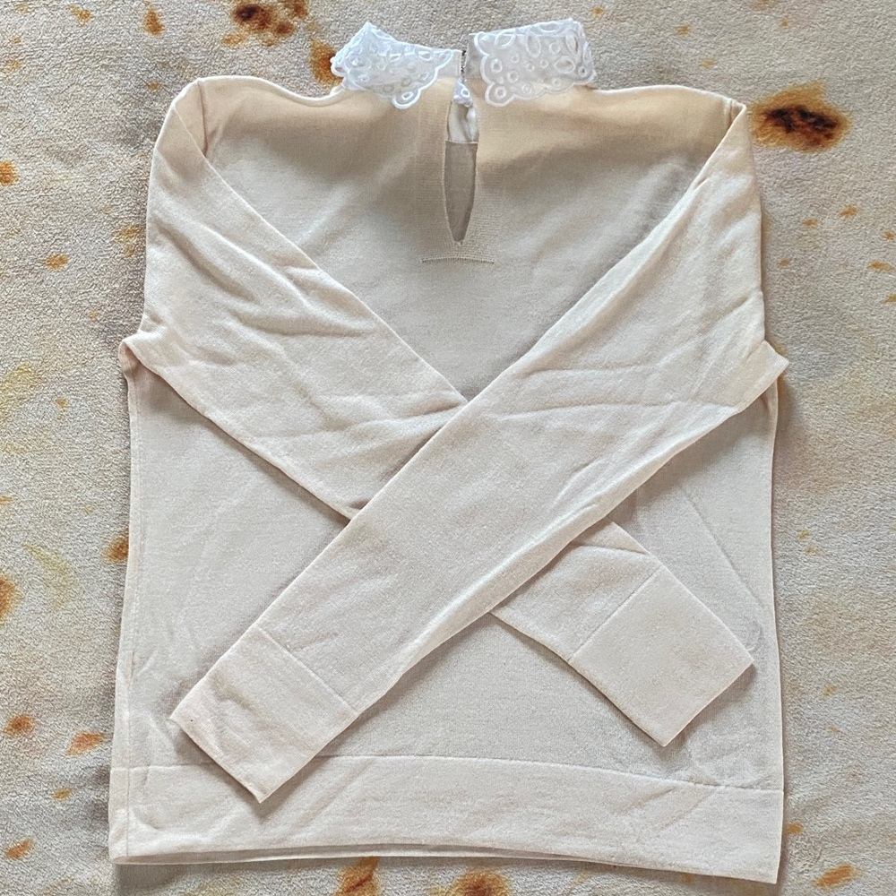 Club Monaco Cream Sweater with White Lace Detail